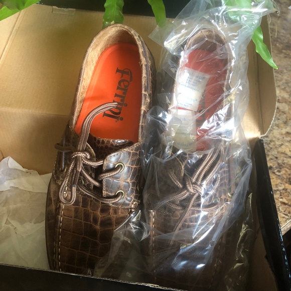 NEW Unique ladies gator leather Ferrini lace up moccasins - Picture 6 of 7